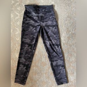 Lole camo leggings
